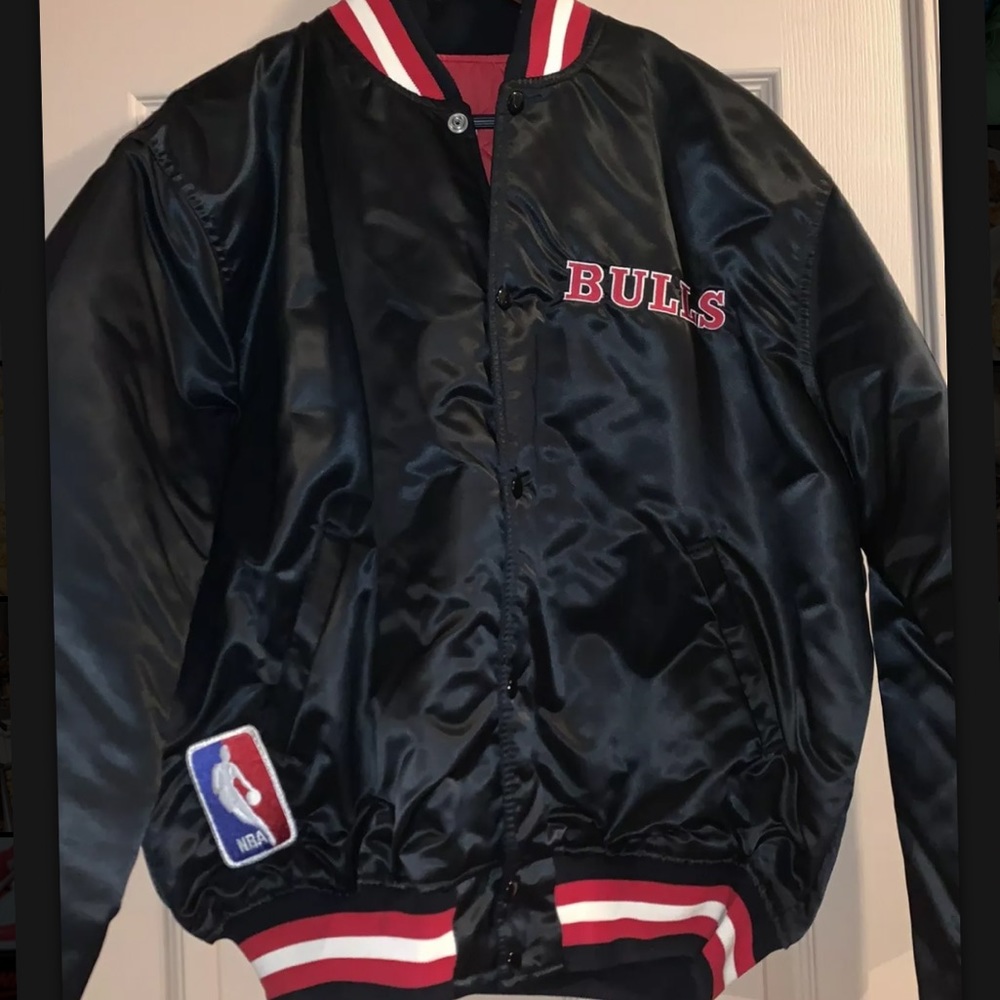 90s satin Chicago Bulls Starter Jacket